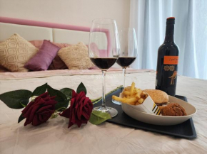 Romance condo, GenZRoom